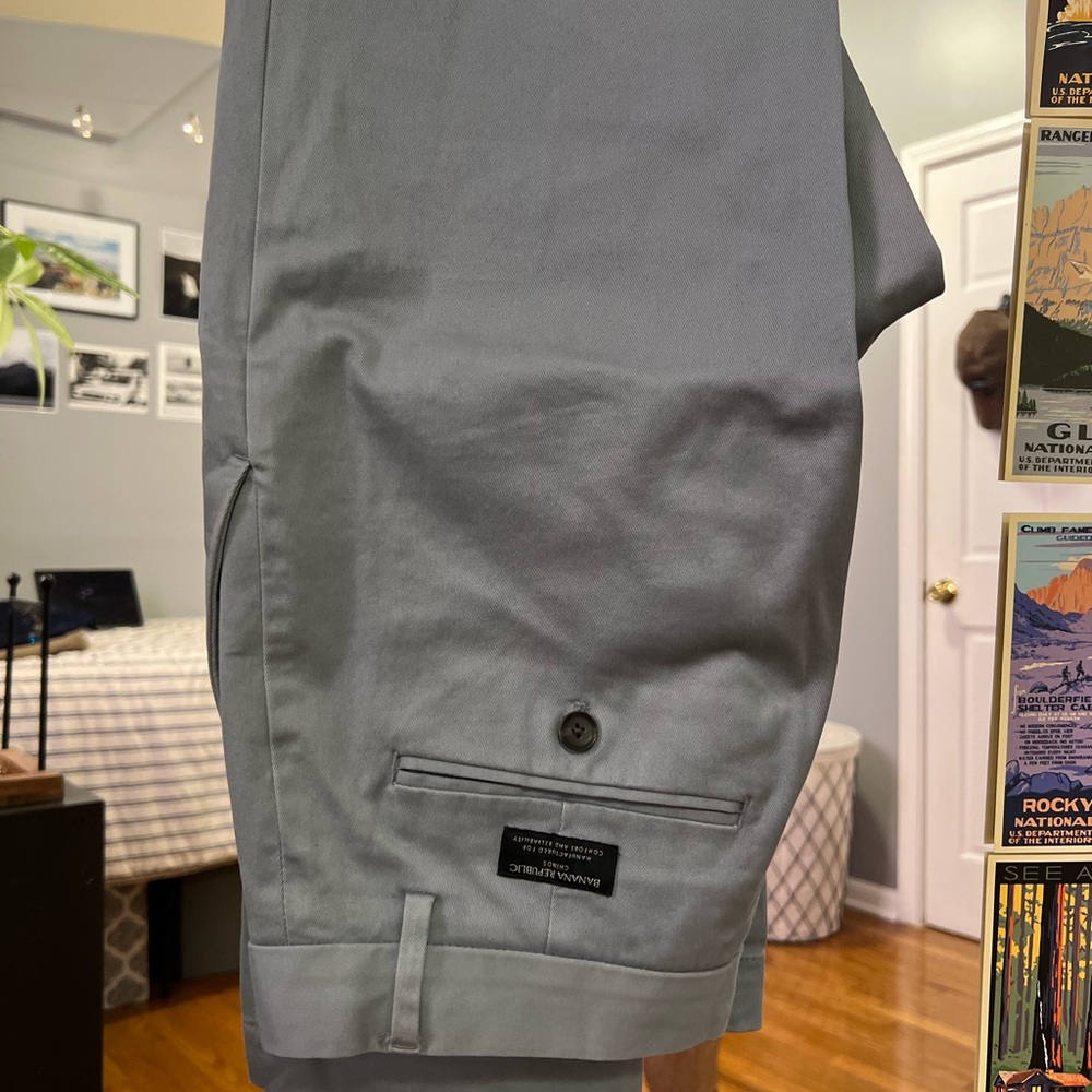 Size: 30’30”, Brand: Banana Republic, Style: Aiden Chino